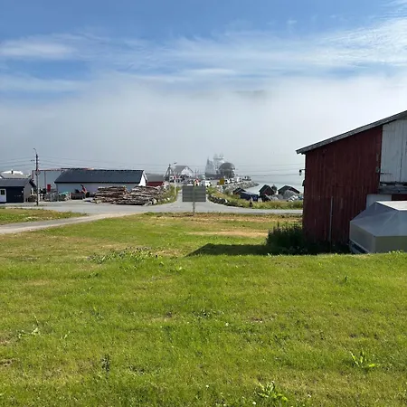 Feriehus Cozy In The Heart Of Botnhamn